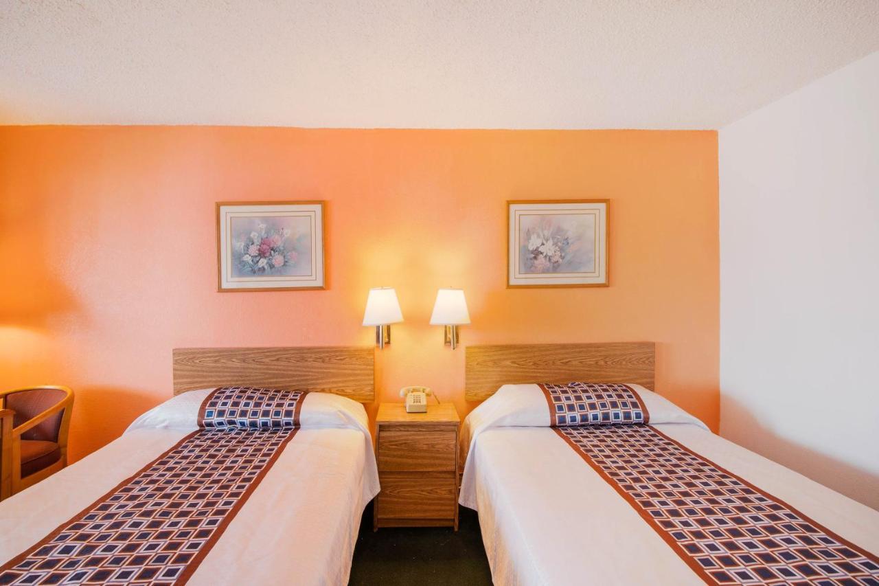 Hotel O Houston East Channelview I-10 ภายนอก รูปภาพ