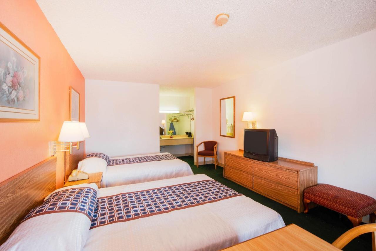 Hotel O Houston East Channelview I-10 ภายนอก รูปภาพ