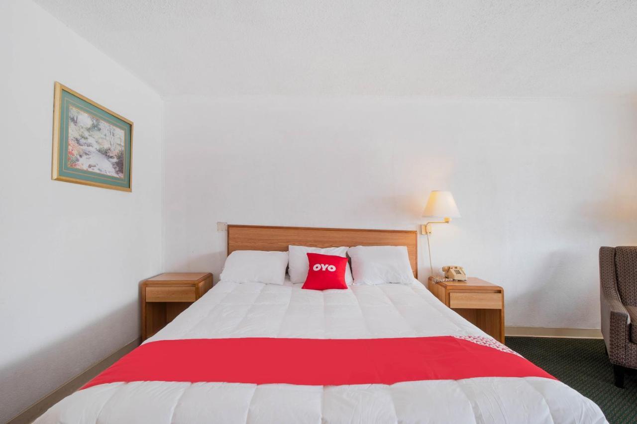 Hotel O Houston East Channelview I-10 ภายนอก รูปภาพ